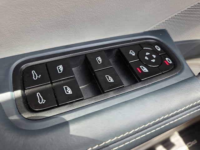 2020 Porsche Cayenne Base