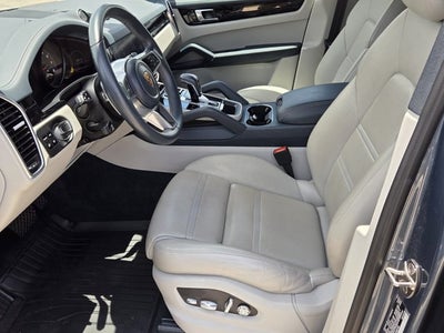 2020 Porsche Cayenne Base