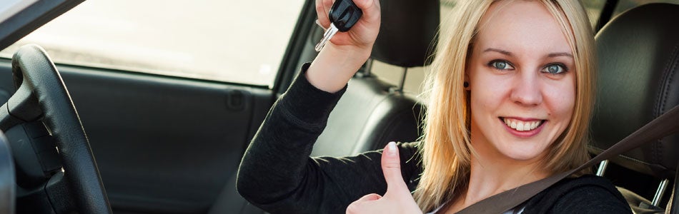 Finance with female customer | Lakeland Toyota in Lakeland FL